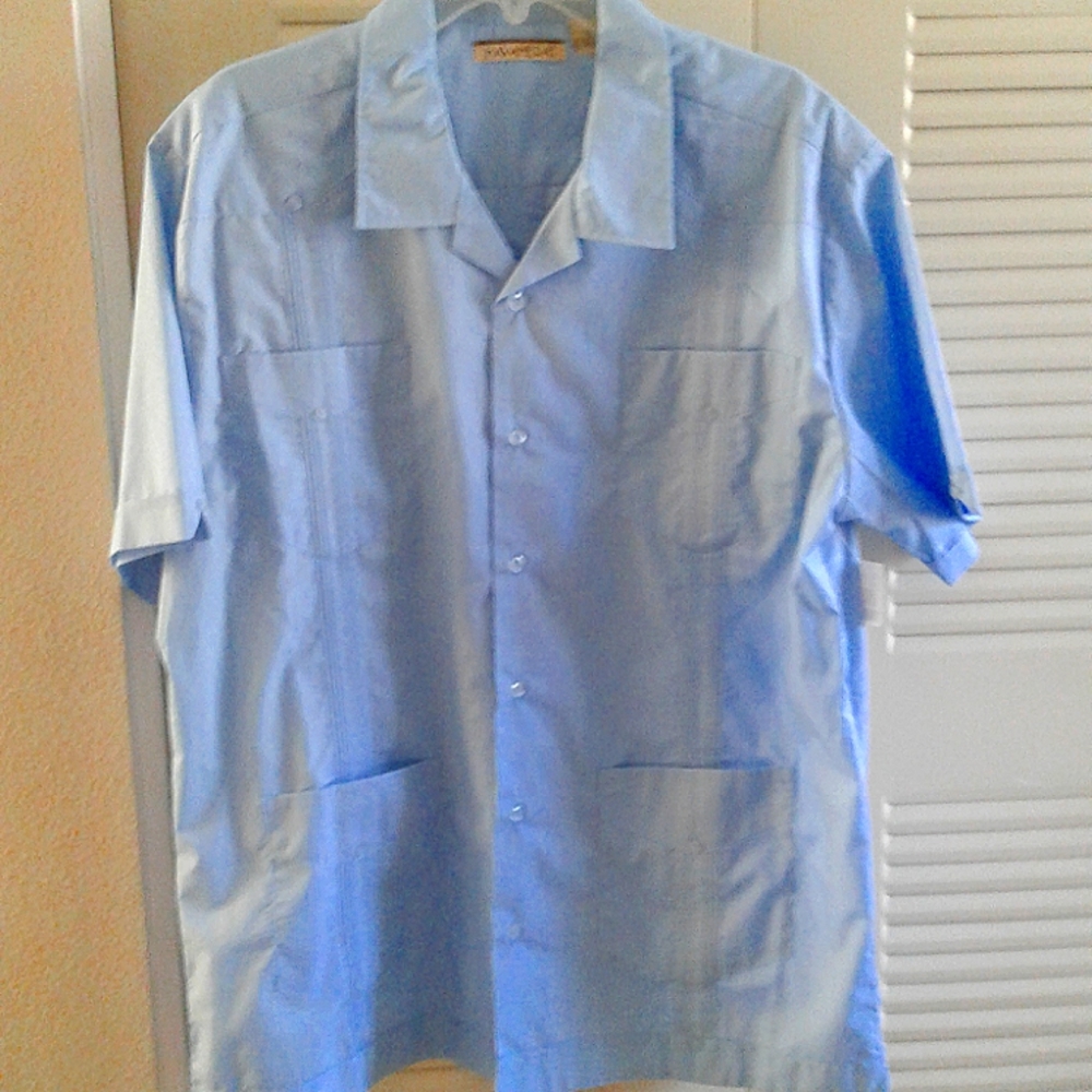 NWT Havnera Guayabera Light Blue Button Down Shirt